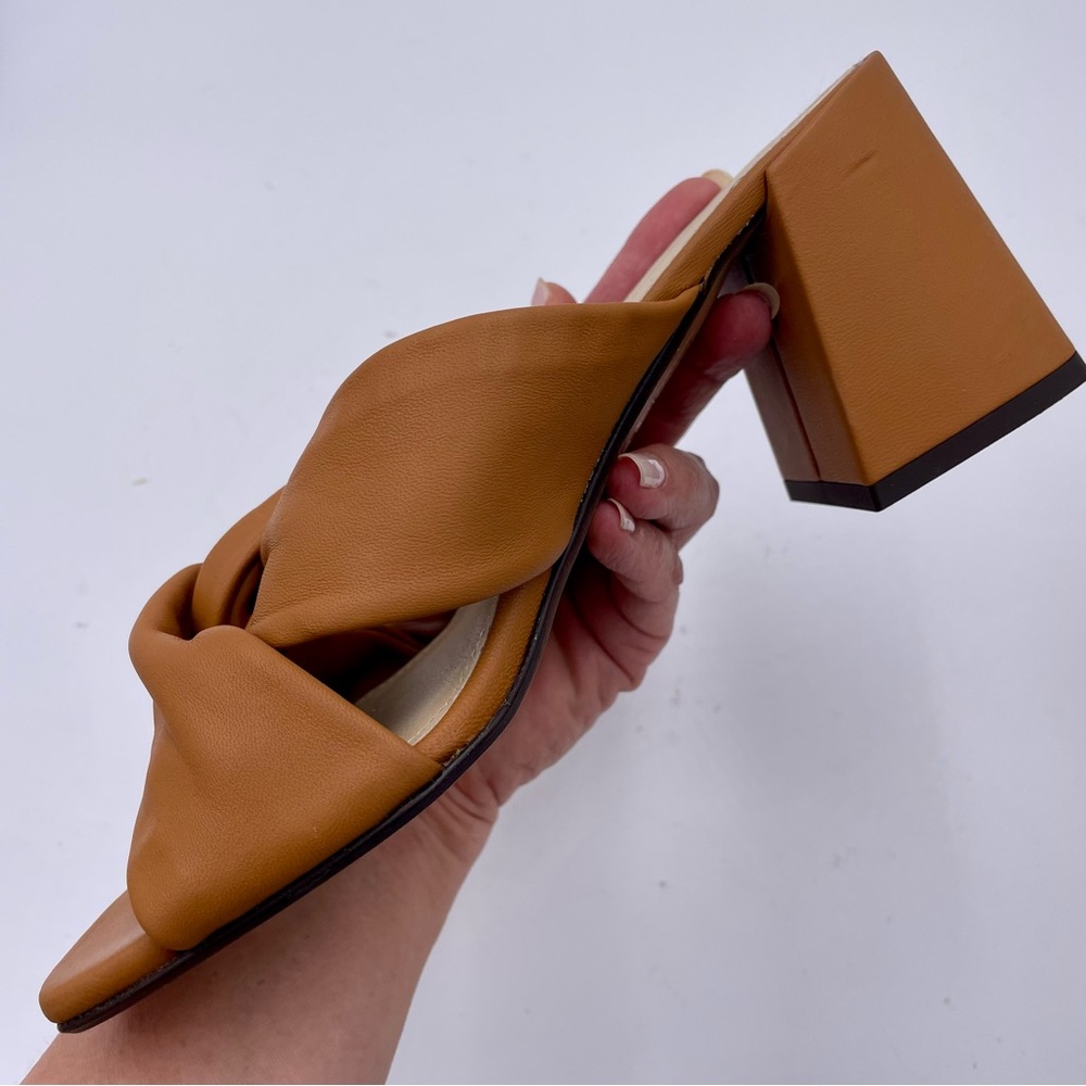 NEW Everlane Desert Tan Leather Day Twist Heel in Size 6.5 - Picture 7 of 14